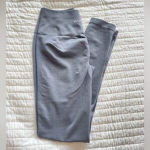 SOLD Amplify leggings